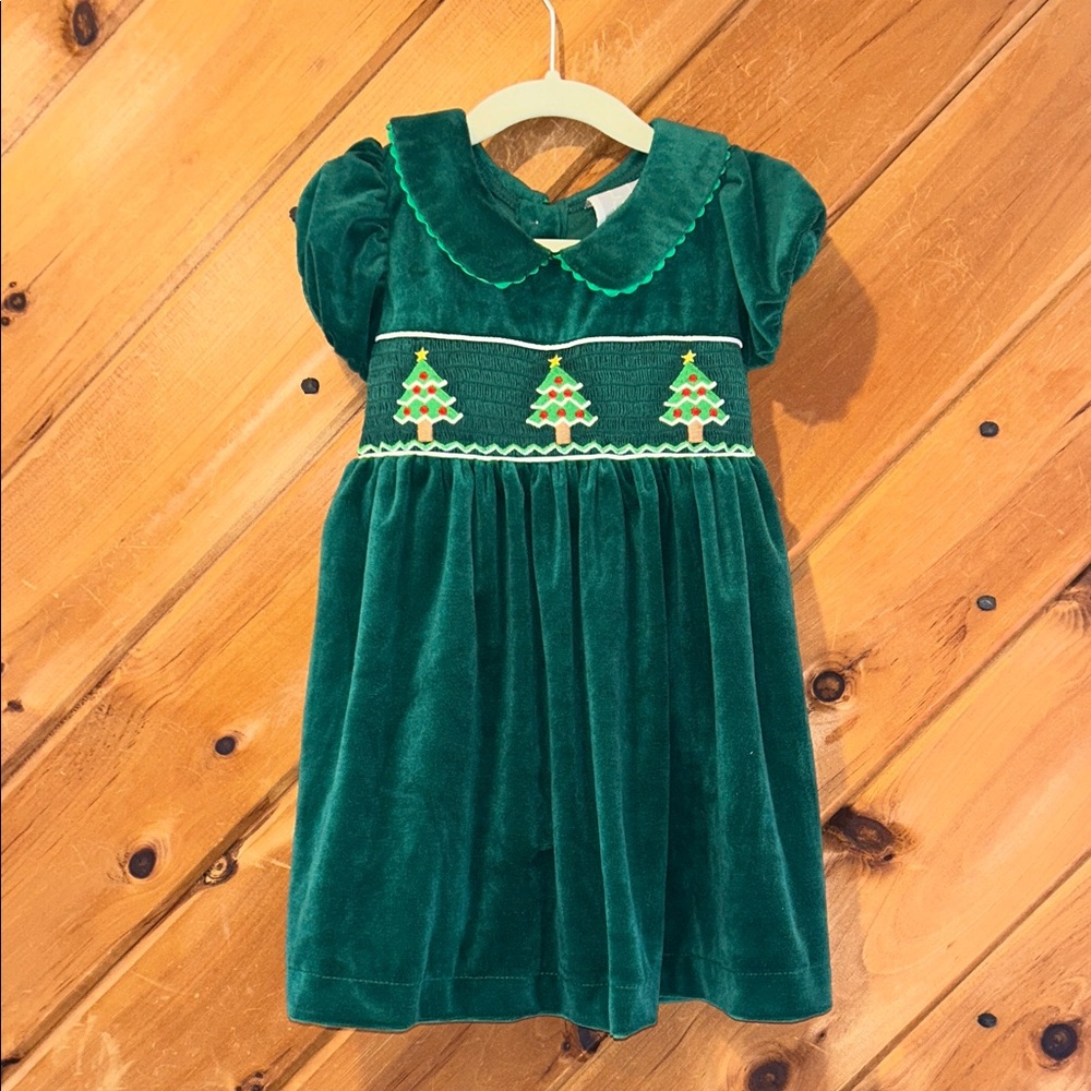 Lil Cactus green velvet smocked Christmas tree short sleeve baby girl dress 3T